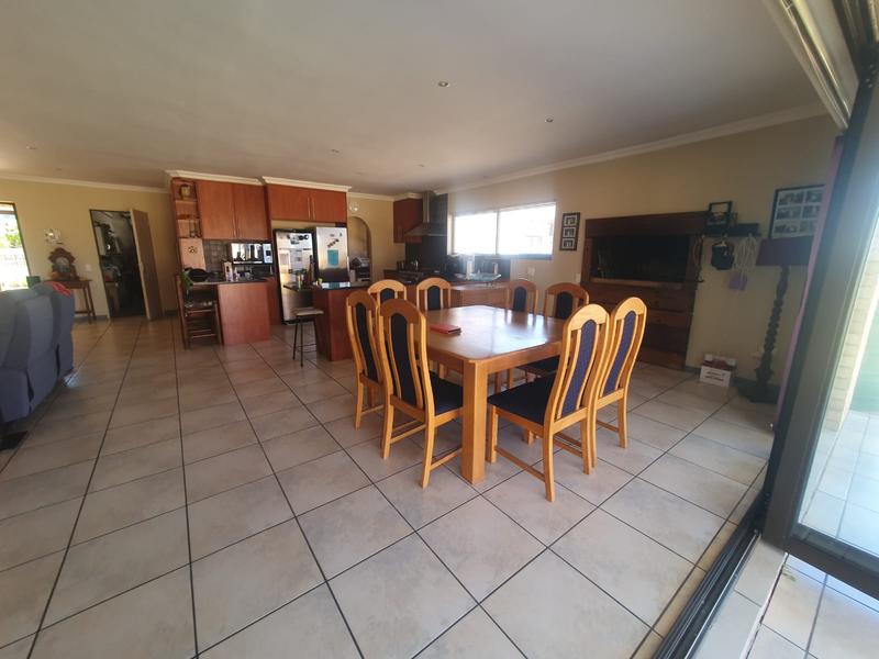 4 Bedroom Property for Sale in Franskraal Western Cape